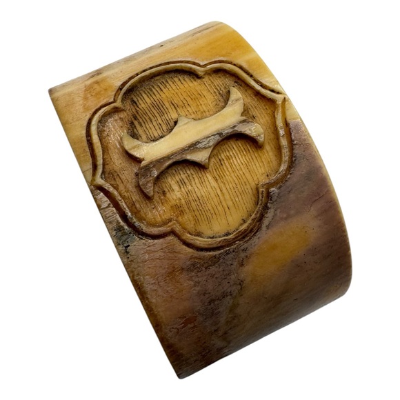 Jewelry - Vintage Hand-Carved Wide Cuff Bracelet‎ – Natural Horn Look, 2” Wide